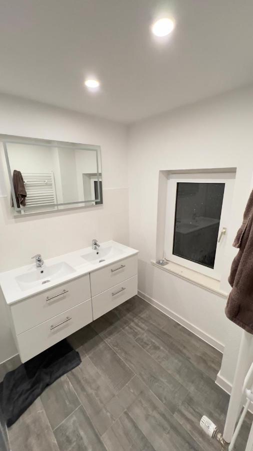Geraeumiges City-Apartment Mit 2 Badezimmer Und Parkplaetzen D46-Og Олденбург Екстериор снимка