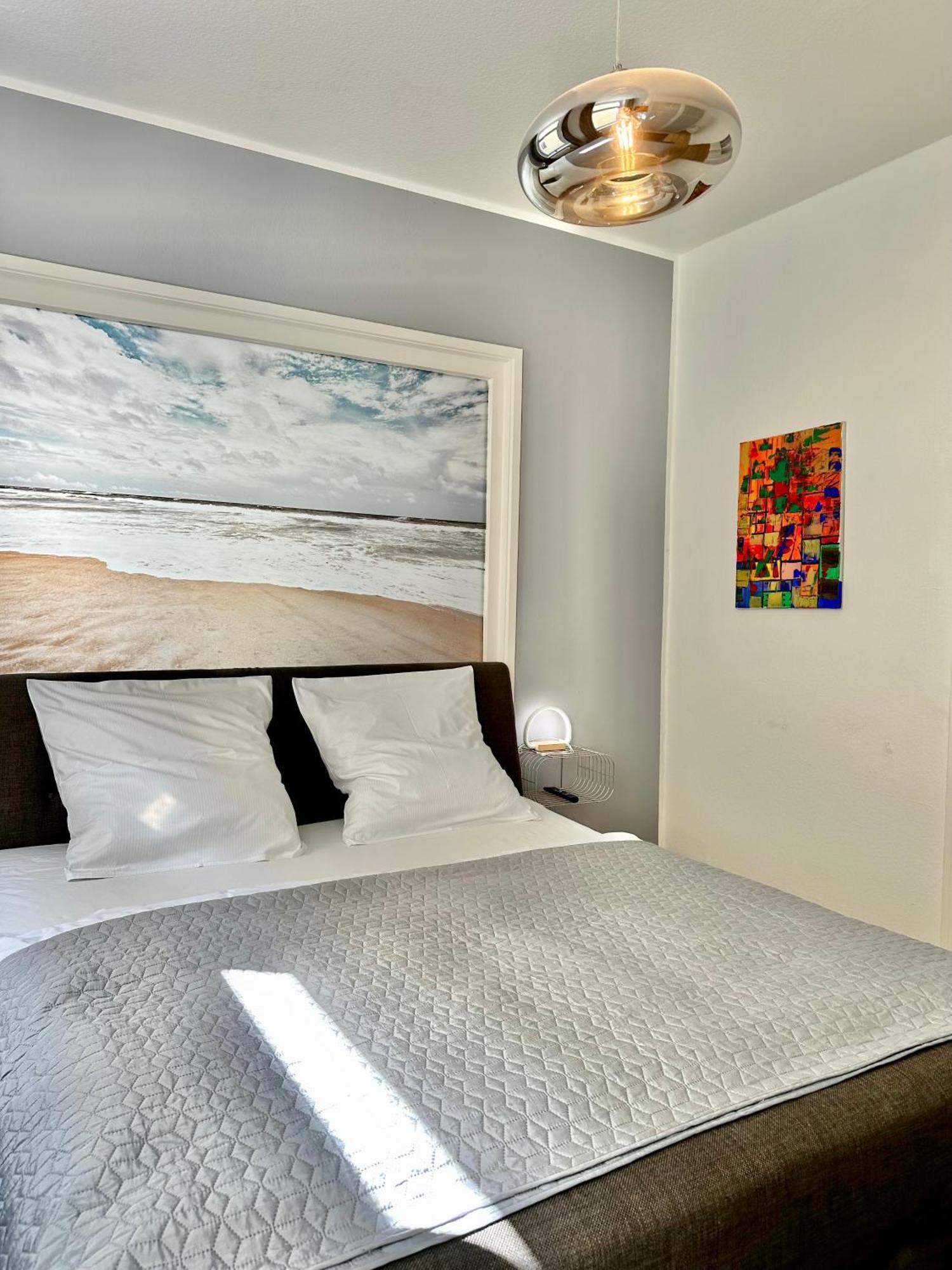 Geraeumiges City-Apartment Mit 2 Badezimmer Und Parkplaetzen D46-Og Олденбург Екстериор снимка