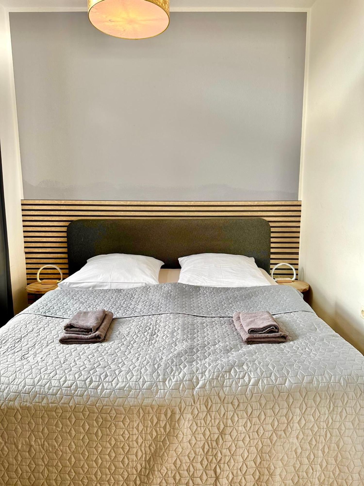 Geraeumiges City-Apartment Mit 2 Badezimmer Und Parkplaetzen D46-Og Олденбург Екстериор снимка